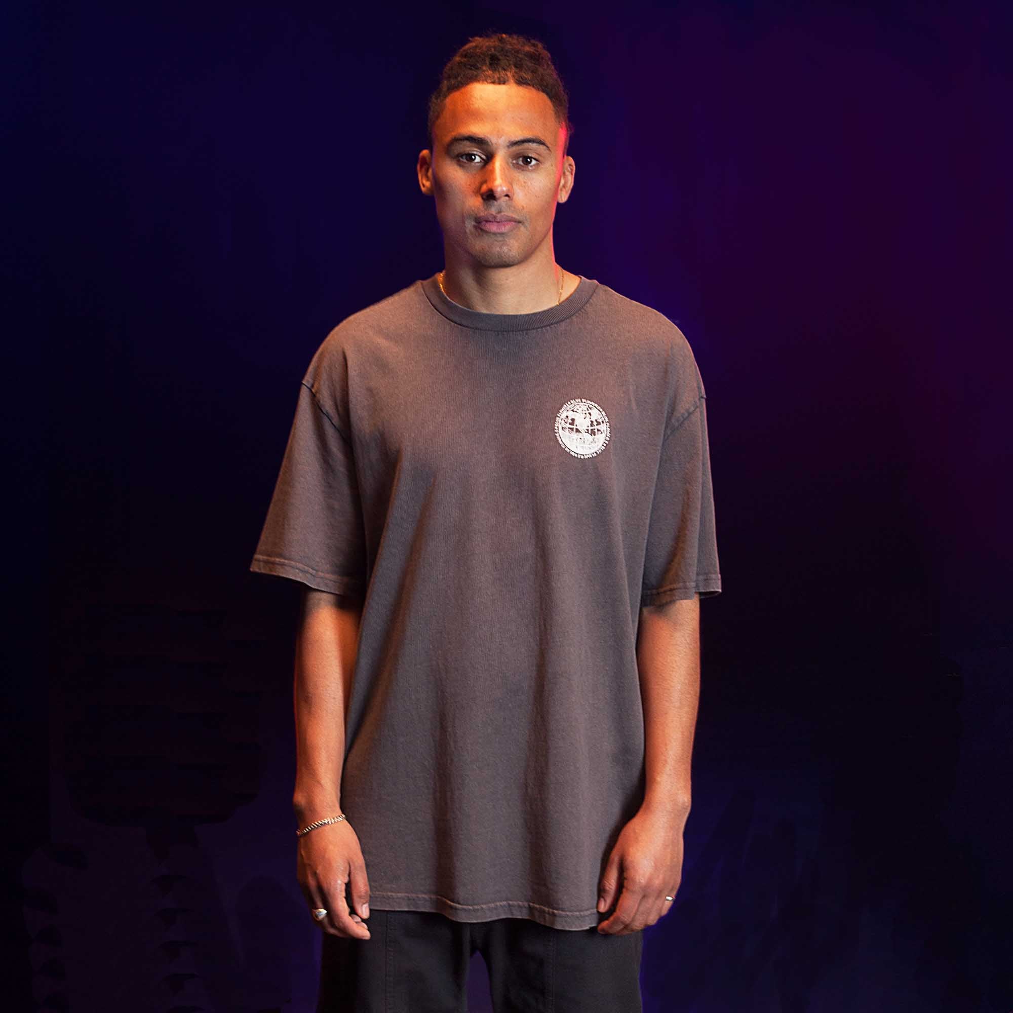 HEAVY RIFF T SHIRT - CHARCOAL WASH