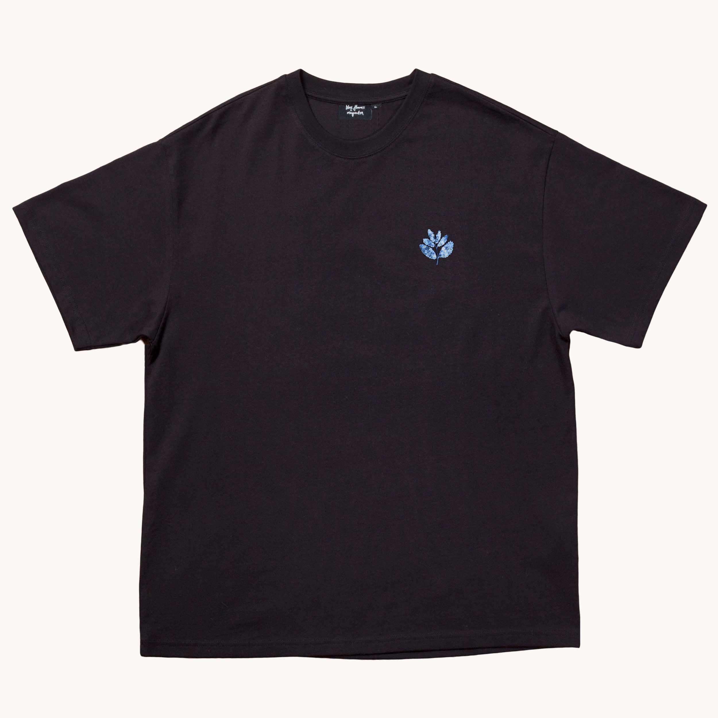 BLUE FLOWERS X MAGENTA T SHIRT - BLACK